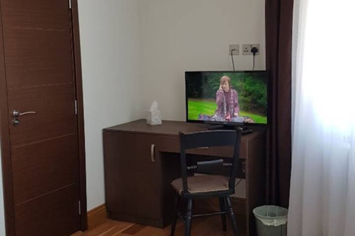 Room 27 of 57