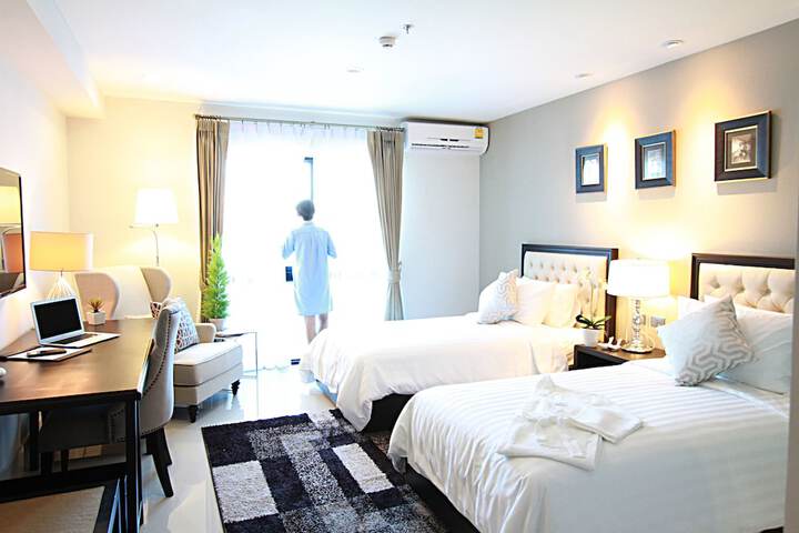Room 8 of 49