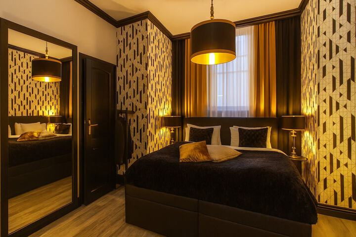 Room 40 of 61