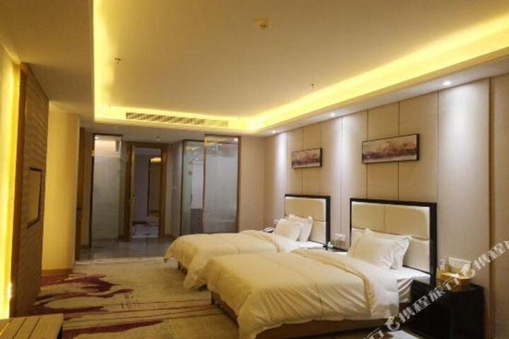 Hesheng Hotel
