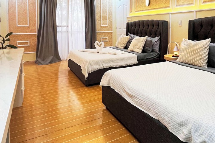 Room 20 of 182