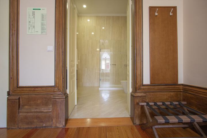 Room 60 of 101