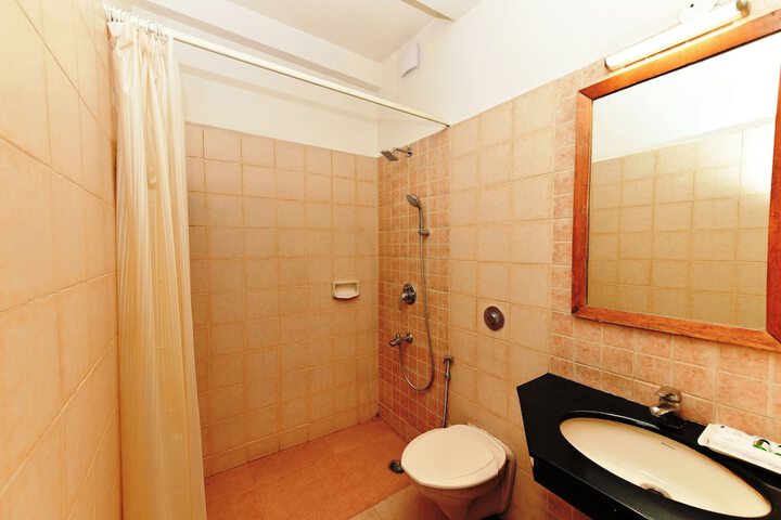 Room 44 of 76
