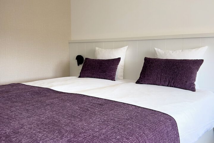 Room 10 of 43