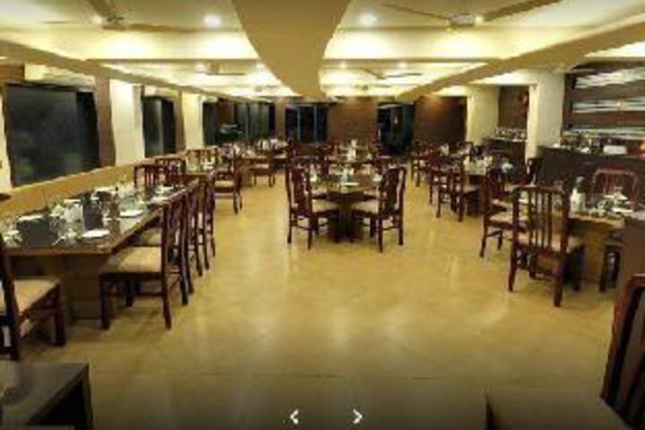 Col＇s Hotel Uphaar