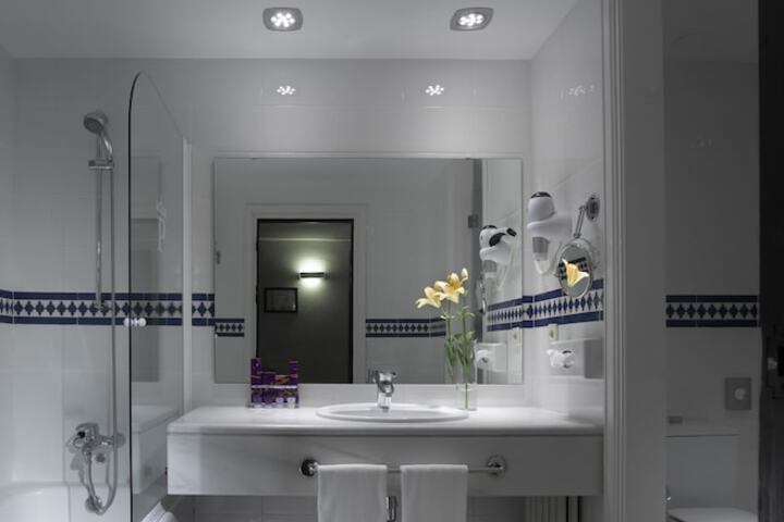 Bathroom Interior Photo