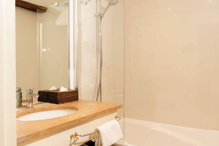Bath Interior