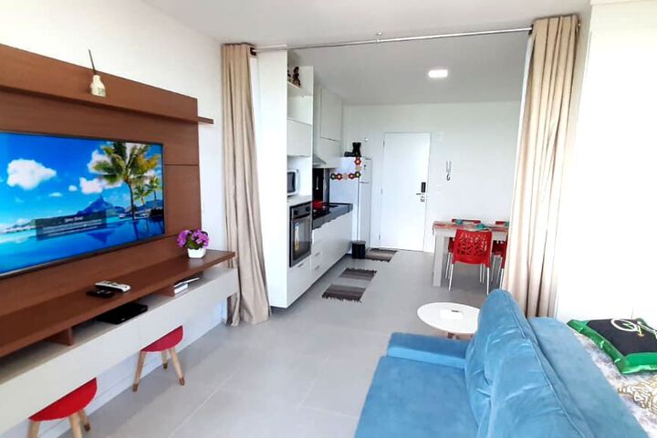 Room 15 of 33