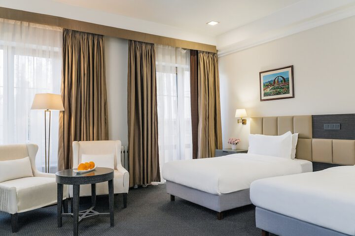 Room 26 of 129