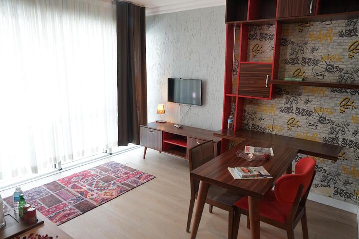 Room 53 of 67