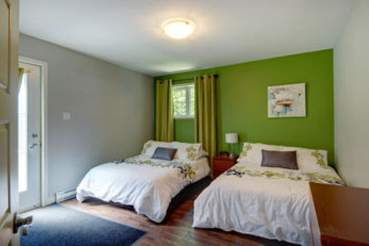 Room 10 of 19