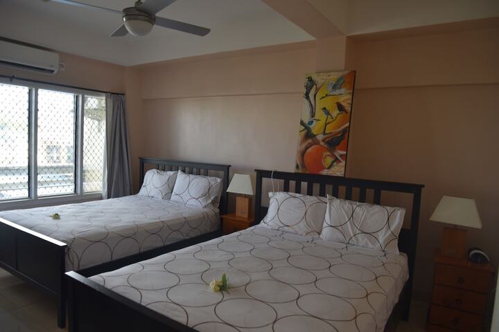 Room 8 of 48