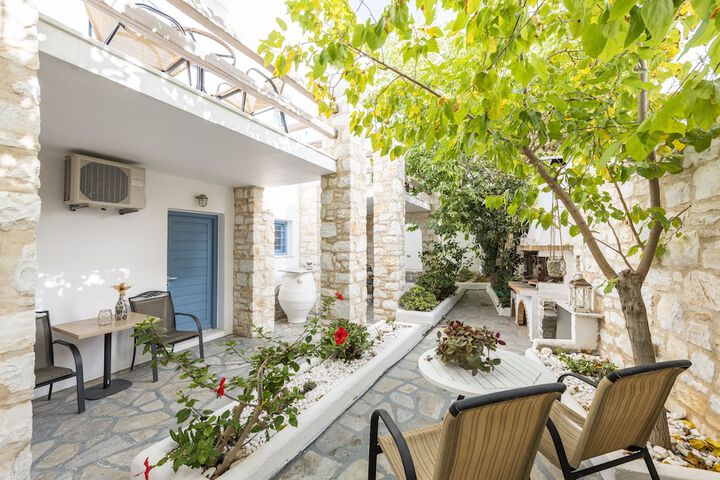 Terrace/Patio 104 of 184