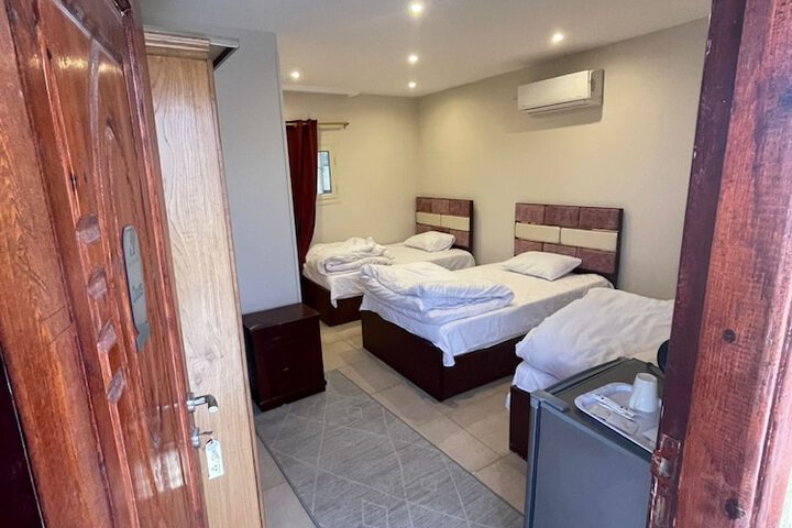 Room 7 of 22