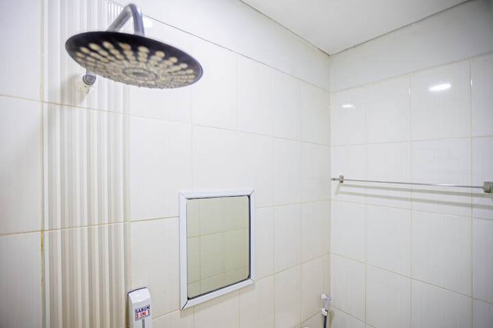 Room 18 of 26