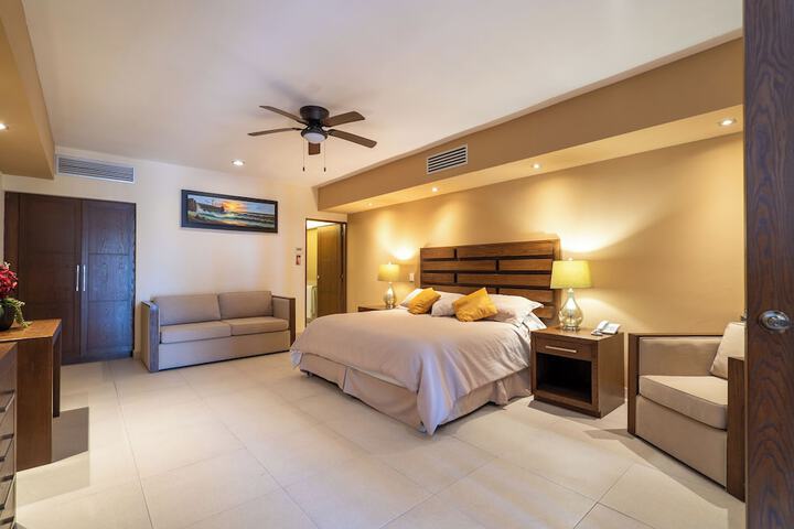 Room 10 of 125
