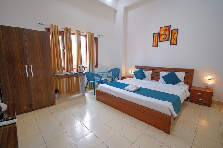 Room 14 of 53