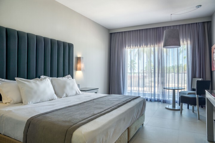 Room 14 of 72