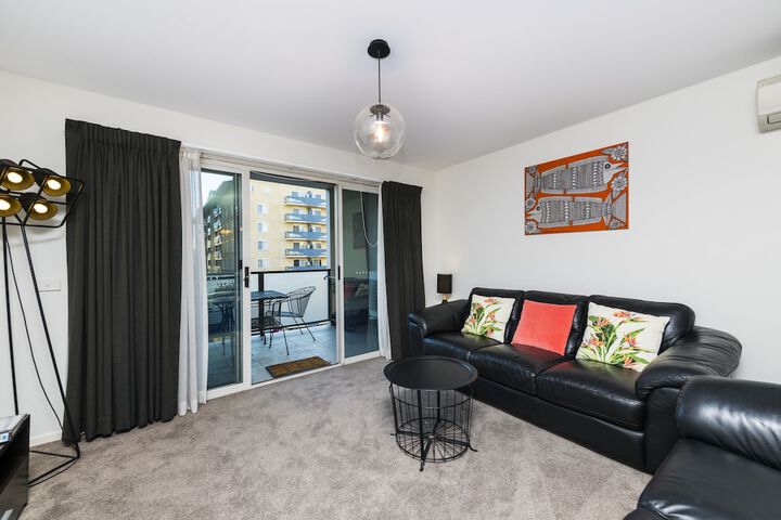 Room 11 of 20