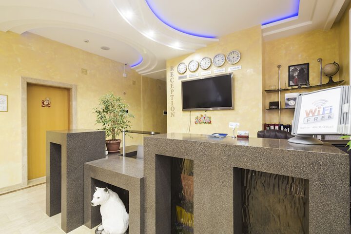 Hotel Interior 2 of 33