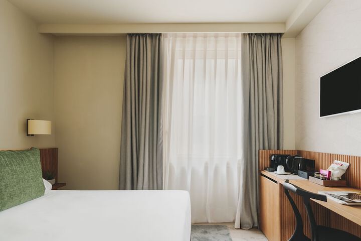 Room 38 of 67