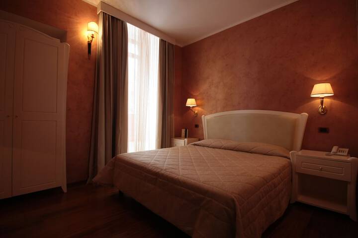 Room 13 of 61