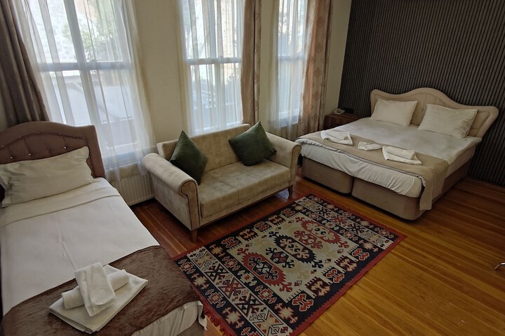 Room 39 of 104