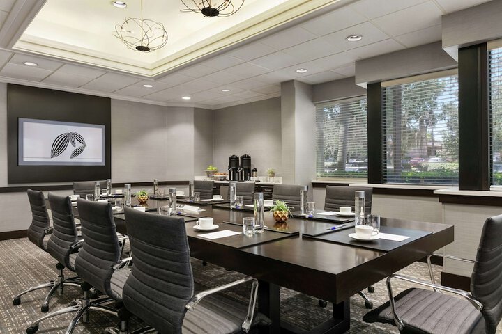 Meeting facility