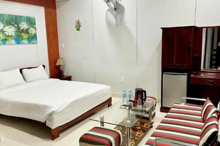 Hotel Suite Photo