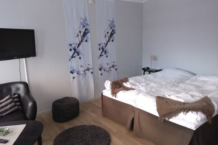 Room 8 of 36