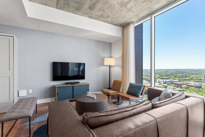 Room 557 of 860