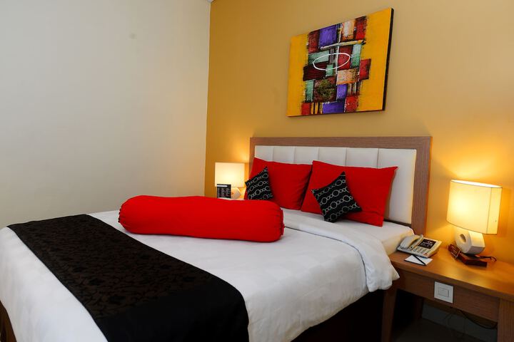 Room 6 of 42