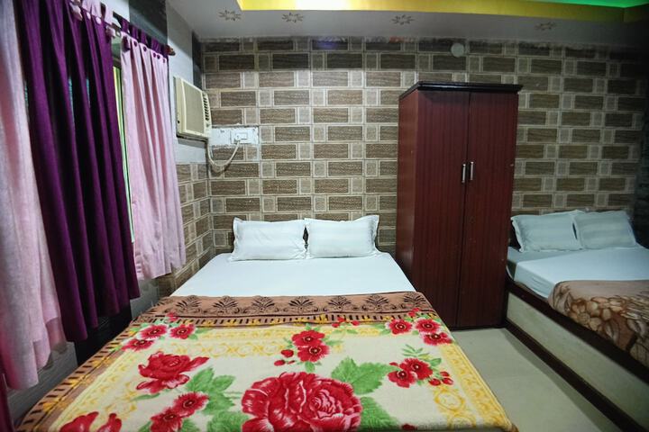 Room 8 of 58