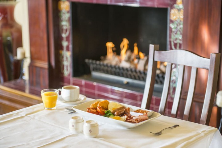 Breakfast/Coffee Service 30 of 42