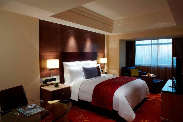 Room 15 of 72