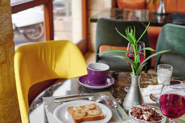 Breakfast/Coffee Service 89 of 115
