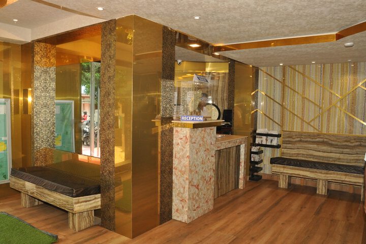 Hotel Interior 8 of 169