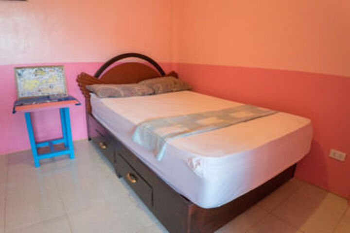 Room 20 of 32