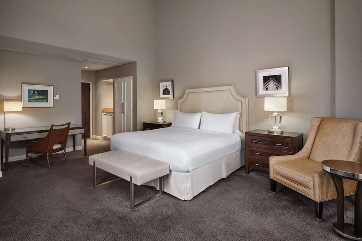 Room 21 of 160
