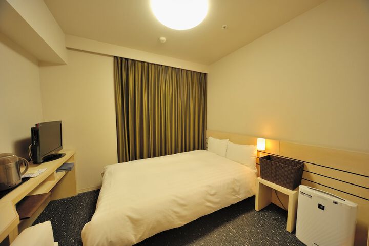 Room 7 of 43