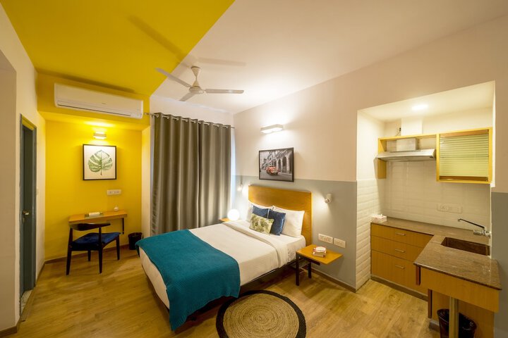 Room 8 of 30