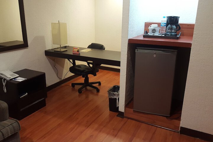 In-room business center