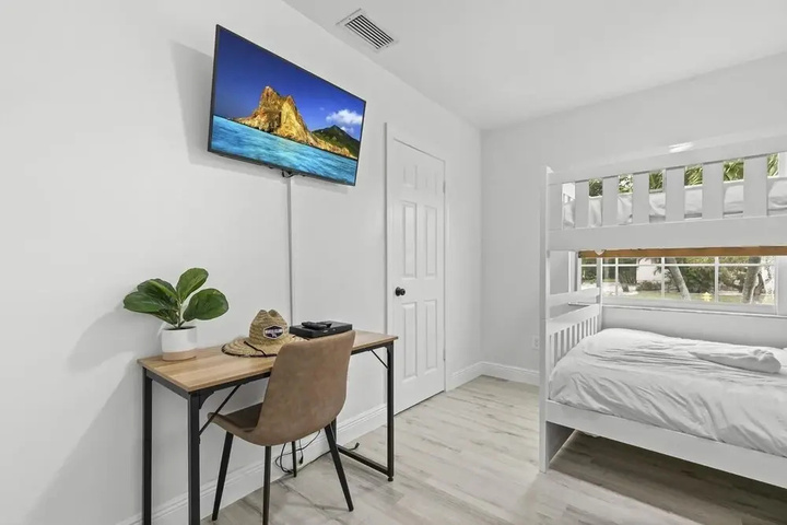 N Collier 1201 Marco Island Vacation Rental 3 Bedroom Home by RedAwning