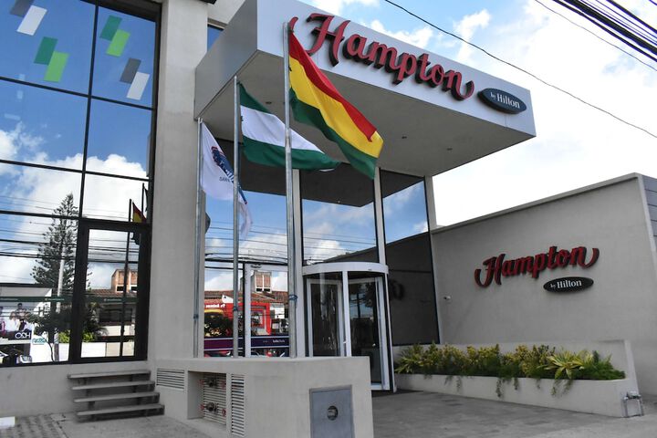 Exterior of Hampton by Hilton Santa Cruz / Equipetrol Bolivia