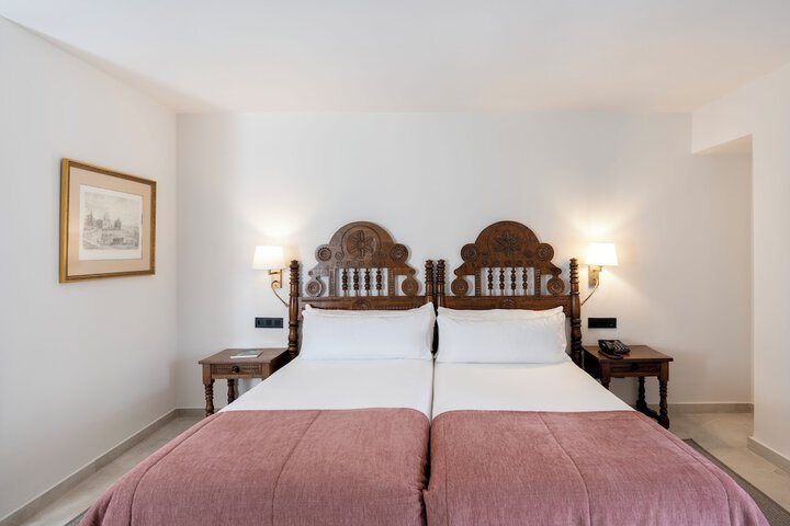 Room 10 of 50