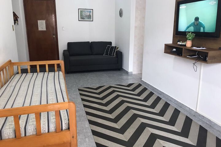Room 11 of 15