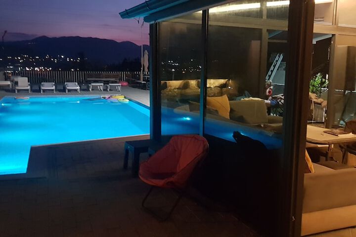 Pool 24 of 55