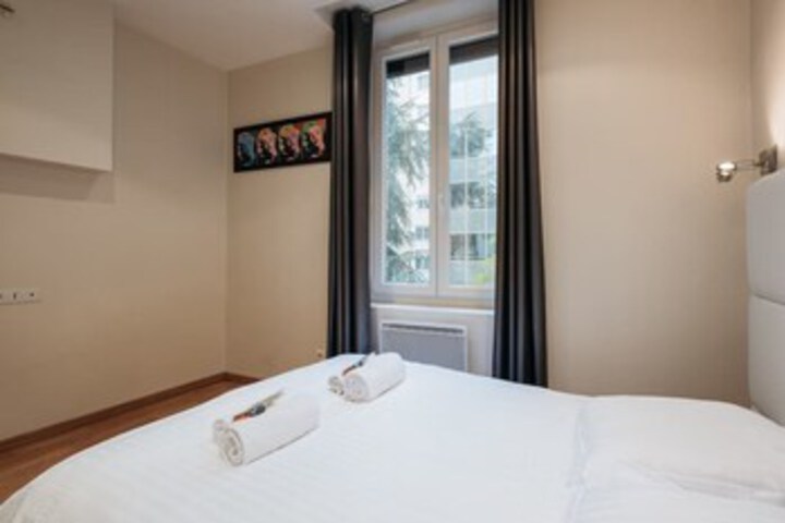 Room 12 of 13