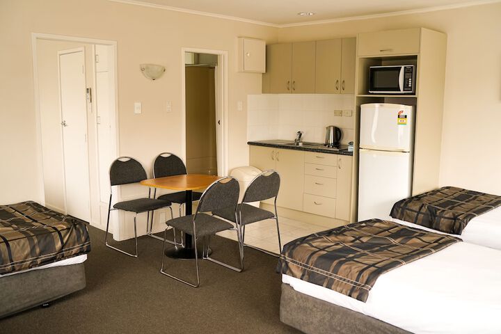 Room 9 of 62