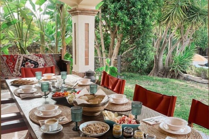 Breakfast/Coffee Service 91 of 135